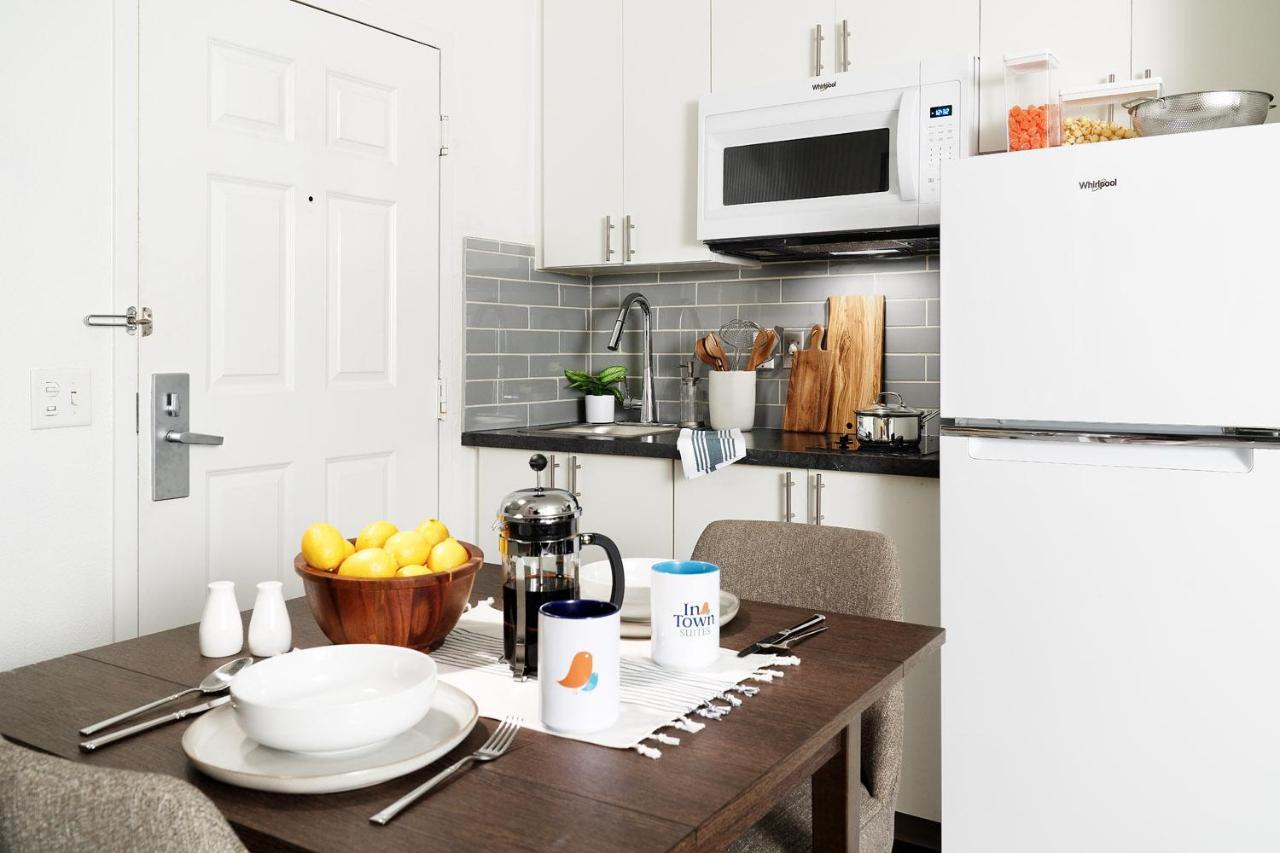 Intown Suites Extended Stay Arlington Tx - Oak Village Ngoại thất bức ảnh